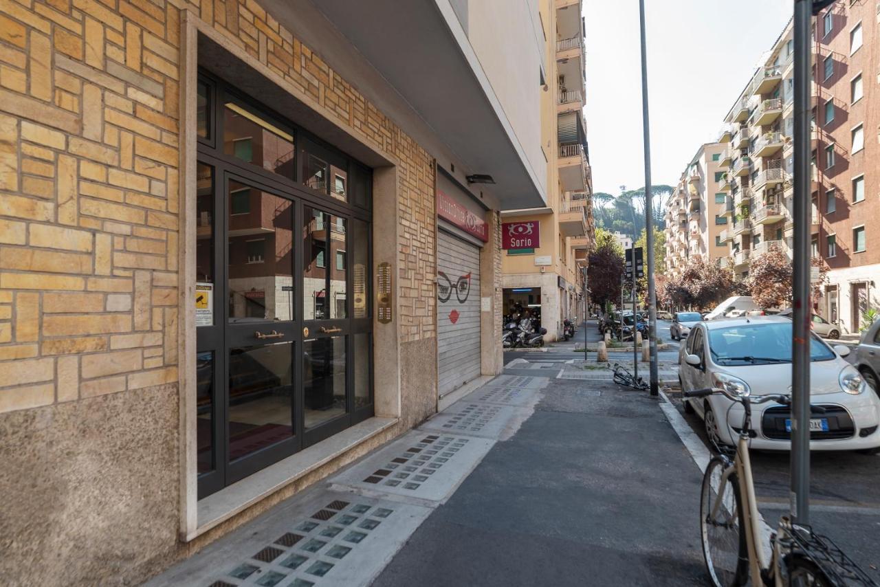 Metro Cipro! Alle Spalle Del Vaticano Apartment X4 Рим Екстериор снимка