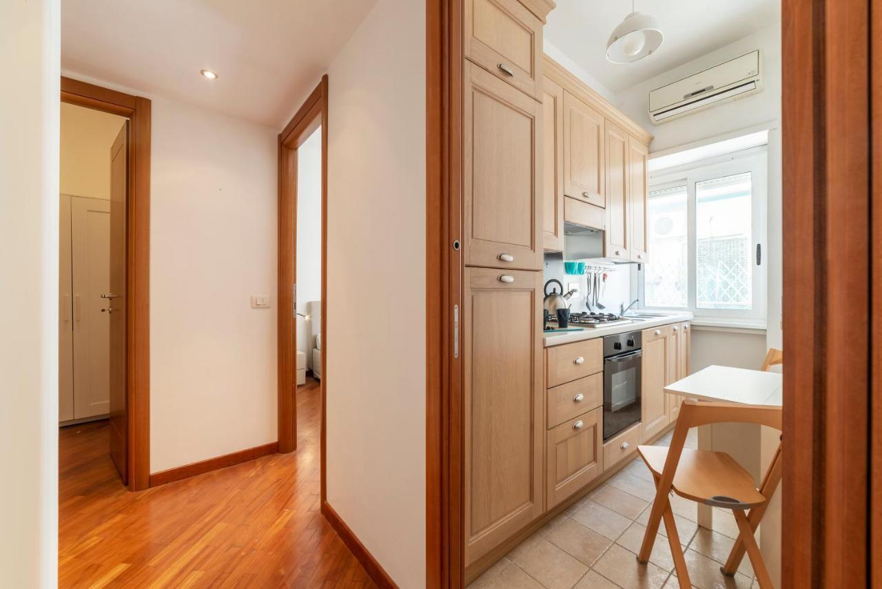 Metro Cipro! Alle Spalle Del Vaticano Apartment X4 Рим Екстериор снимка